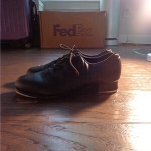 Bloch Black Oxford Dance Shoes with Leather Finish